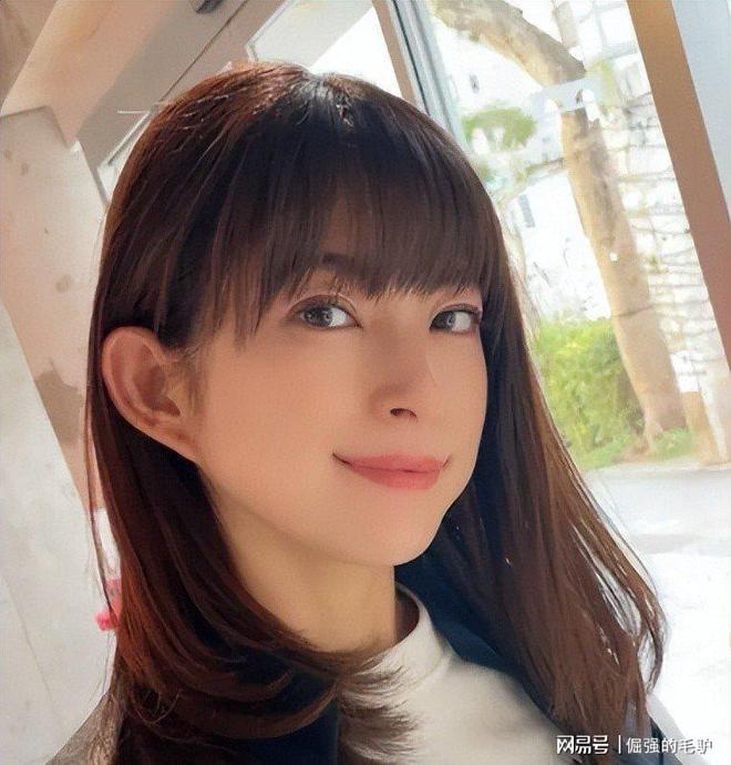 照片泄露丈夫不堪受辱车内上吊自杀开元ky棋牌日本女星婚内出轨不雅(图19) 照片泄露丈夫不堪受辱车内上吊自杀开元ky棋牌日本女星婚内出轨不雅(图19)