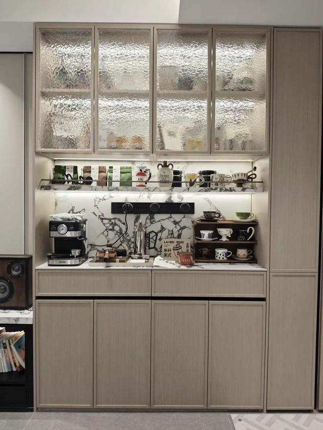 望雲售楼处发布:打造未来品质生活开元ky棋牌热搜中環置地中心·(图15) 望雲售楼处发布:打造未来品质生活开元ky棋牌热搜中環置地中心·(图15)